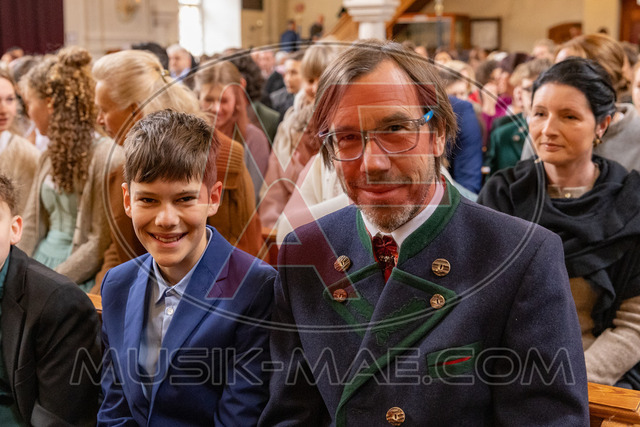 MAE-pic_19 | Der online Fotoshop des Inzeller Fotografen MAE - Marc Anton Eicher. Hier können Sie ihre Fotos und Stockfotos online bestellen als Download oder als Ausdruck, der ihnen bequem nach Hause geschickt wird.
Ihr Marc Anton Eicher - der Inzeller Fotograf - Realisiert mit Pictrs.com