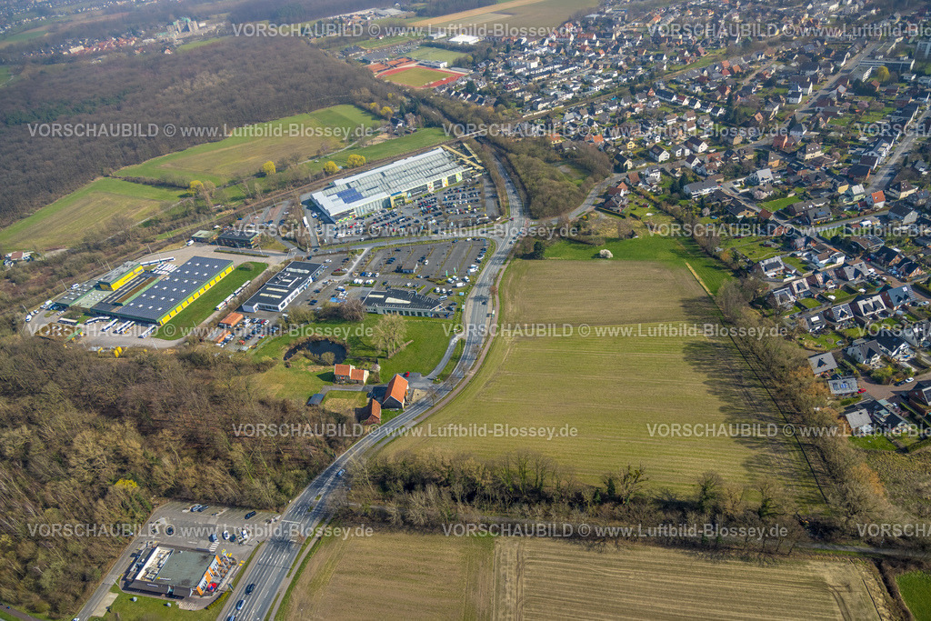 Hamm240306707 | Luftbild, Wiesen und Felder an der Werler Straße, Gartencenter Hesse Hamm, Verkehrsbetrieb Hamm GmbH, Autohaus Mertens und Autohaus Westhoff, Dr.-Loeb-Caldenhof-Straße, Stadtbezirk Rhynern, Hamm, Ruhrgebiet, Nordrhein-Westfalen, Deutschland