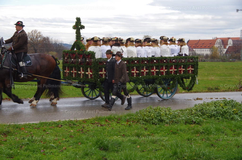 IMGP9762 | fotografiert von Axel PollmannLeonhardi Wallfahrt Benediktbeuern und Murnau, Fronleichnam, Fasching, Landschaft im Loisachtal und Benediktbeuern  - Realisiert mit Pictrs.com