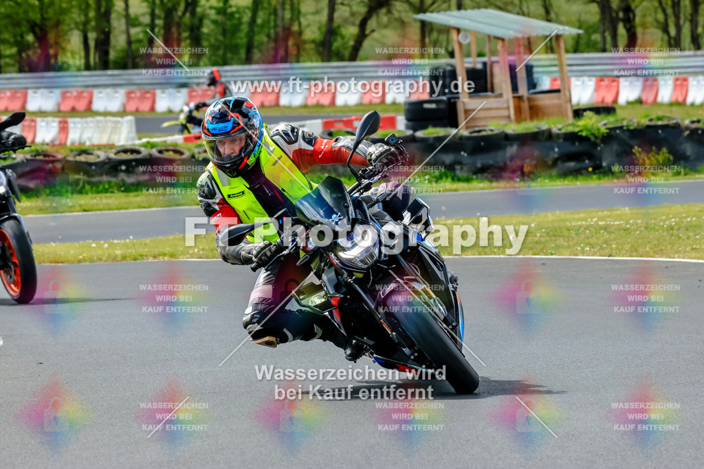 _OTO2566 | Hier findet Ihr Bilder von Touristenfahrten auf der Nürburgring Nordschleife oder von anderen Veranstaltungen die ich besucht habe. Viel Spass beim Durch Schauen 