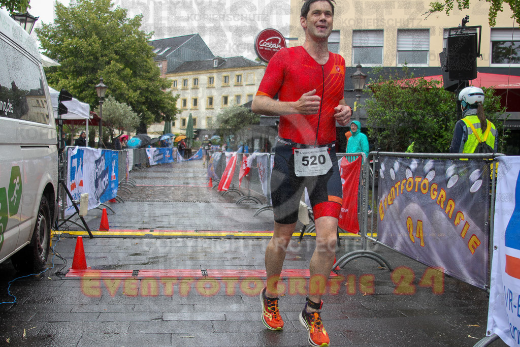 230806_1420_EV4_6732 | Sportfotografie im Rhein-Sieg Kreis, Köln, Bonn, NRW, Rheinland Pfalz, Hessen, etc. Unser Tätigkeitsfeld umfasst den Laufsport vom Volkslauf über den Marathon, Duathlon, Triathon bis zum Ultralauf wie Kölnpfad Ultra oder Schindertrail.