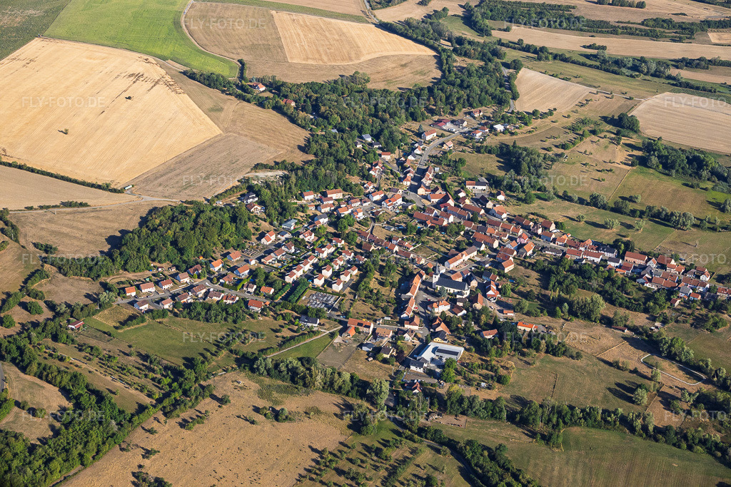Luftbild: Ortsansicht von Südosten in Rimling im Bundesland Moselle in Frankreich. – Foto: IMG_158733.jpg vom 14.08.2026 durch Werner Riehm/FLY-FOTO.de – Auflösung des Originals: 6000 x 4000 px