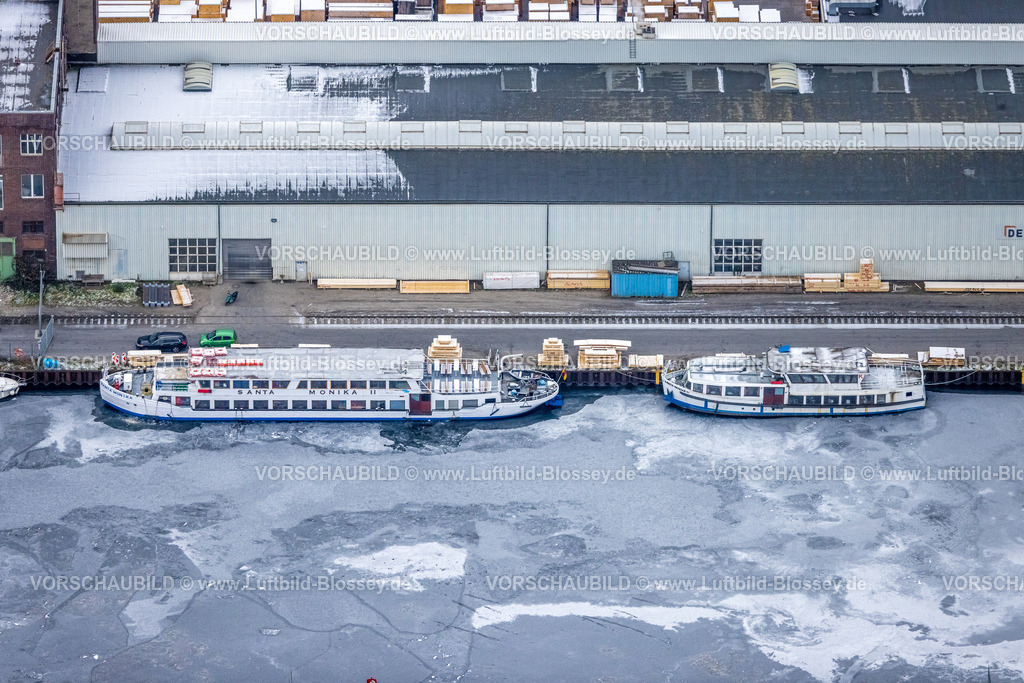 Dortmund221202046 | Luftbild, Zugefrorener Hafen Dortmund, Fahrgastschiff Santa Monika II, Hafen, Dortmund, Ruhrgebiet, Nordrhein-Westfalen, Deutschland