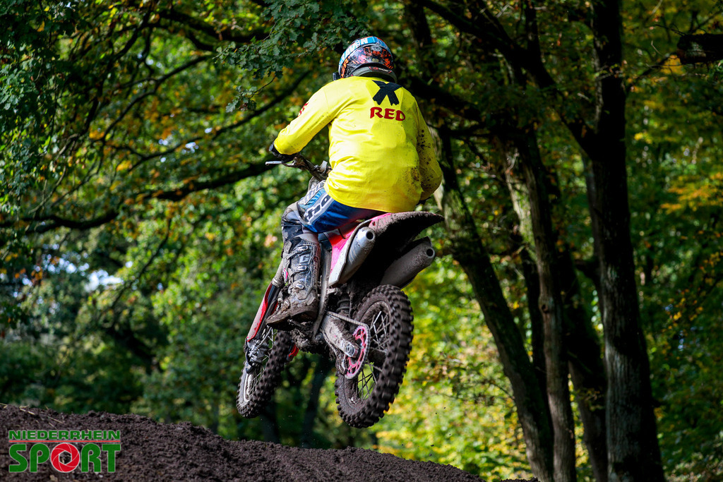 OpenTrack2024_Sonntag_Hobbyfahrer_223 | Bildergalerie von Sport-Ereignissen aber auch von weiteren spannenden Dingen - nicht nur vom Niederrhein. In Anlehnung an den bekannten Spruch von Hanns Dieter Hüsch heißt das Motto: "Niederrhein ist überall".  - Realisiert mit Pictrs.com