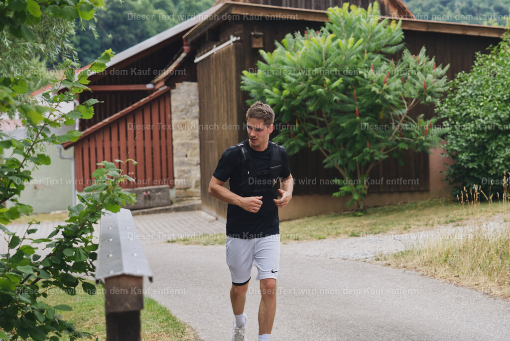 cineathletes-2025-07-12-12-58-3 | Sportfotografie rund um Obstacle Course Racing und Trail Run - Realisiert mit Pictrs.com