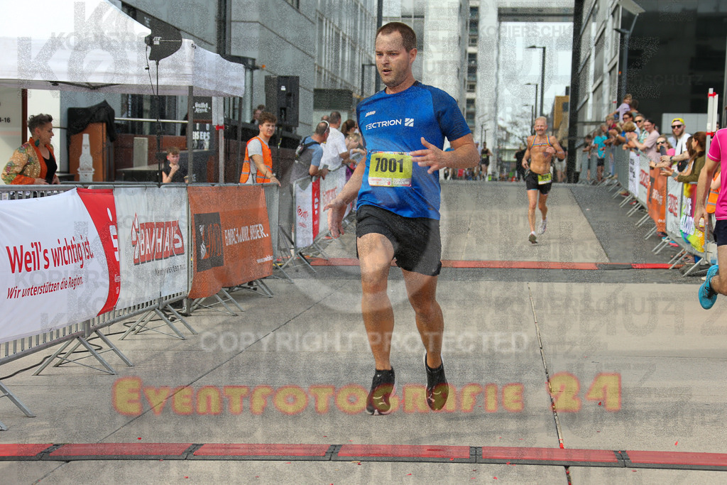 250920_1515_EX1_8665 | Sportfotografie im Rhein-Sieg Kreis, Köln, Bonn, NRW, Rheinland Pfalz, Hessen, etc. Unser Tätigkeitsfeld umfasst den Laufsport vom Volkslauf über den Marathon, Duathlon, Triathon bis zum Ultralauf wie Kölnpfad Ultra oder Schindertrail.