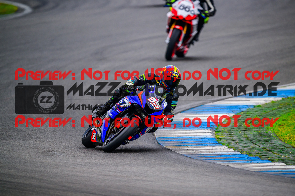 MaZZes_FotoMatrix_240614_6007705_2580 | WEISS