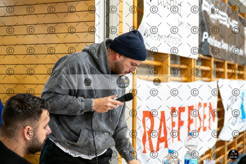 20251123_FCR-Hallenturnier-F3_2_016 | Sport und Naturfotografie von Roberto Esposito zeigt echte Momente Bewegung und die Schönheit der Natur. Ausdrucksstarke Bilder schaffen Emotionen.