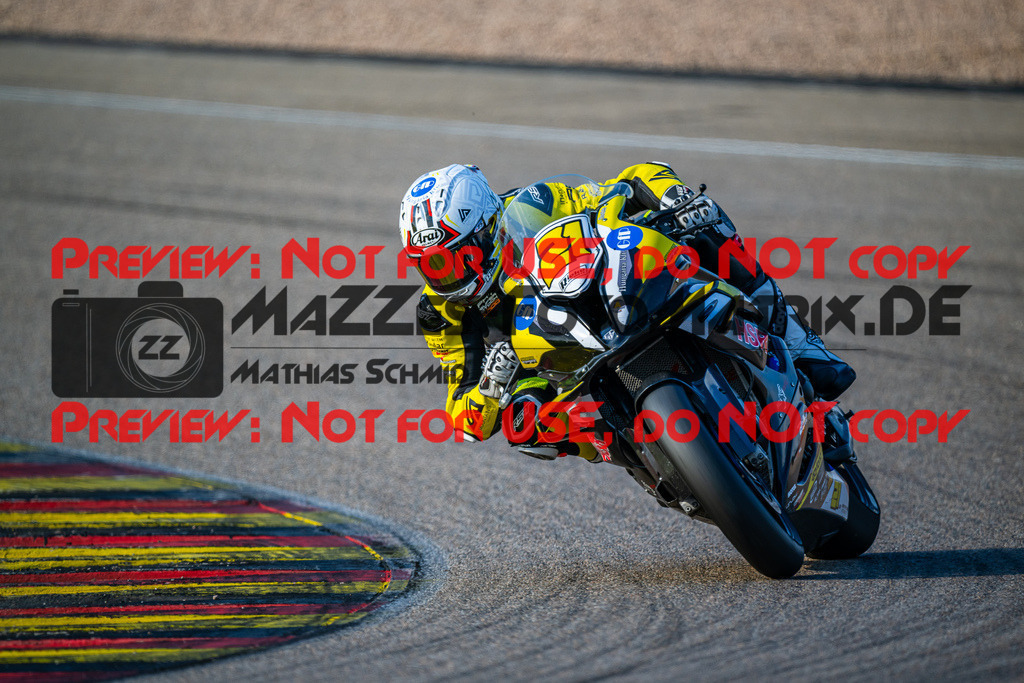 MaZZes_FotoMatrix_240504_6007705_6169 | STK1000