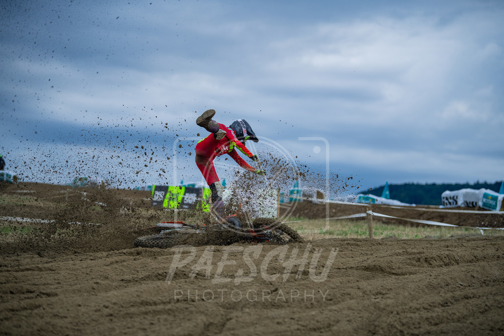 Lady (1) | Paeschuphoto Shop - Wer nicht sucht der auch nicht findet.Ob Motocrossbilder oder von einem besuchtem Spiel, Hauptsache Action. - Realisiert mit Pictrs.com