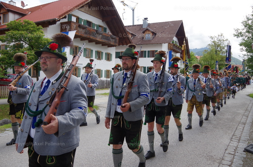 IMGP6524 | fotografiert von Axel PollmannLeonhardi Wallfahrt Benediktbeuern und Murnau, Fronleichnam, Fasching, Landschaft im Loisachtal und Benediktbeuern  - Realisiert mit Pictrs.com