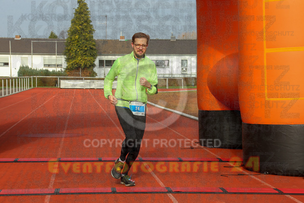 230129_1140_EX1_5258 | Sportfotografie im Rhein-Sieg Kreis, Köln, Bonn, NRW, Rheinland Pfalz, Hessen, etc. Unser Tätigkeitsfeld umfasst den Laufsport vom Volkslauf über den Marathon, Duathlon, Triathon bis zum Ultralauf wie Kölnpfad Ultra oder Schindertrail.