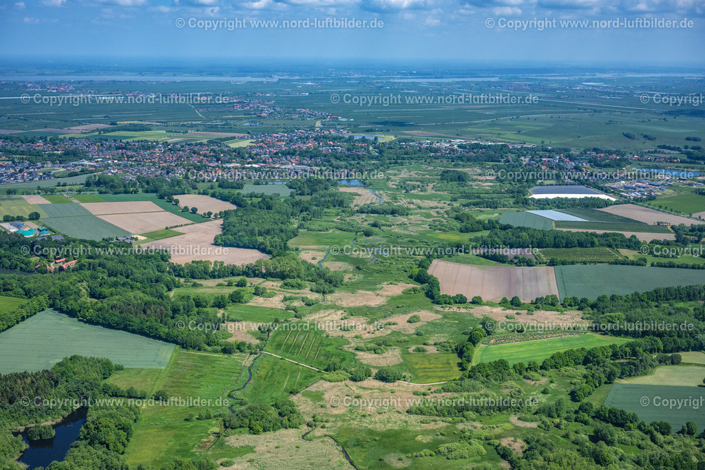 Horneburg_Auetal_ELS_8148280523 | BLIEDERSDORF 28.05.2023 Uferbereiche am Flußverlauf " Aue " in Bliedersdorf im Bundesland Niedersachsen, Deutschland. // Riparian zones on the course of the river " Aue " in Bliedersdorf in the state Lower Saxony, Germany. Foto: Martin Elsen