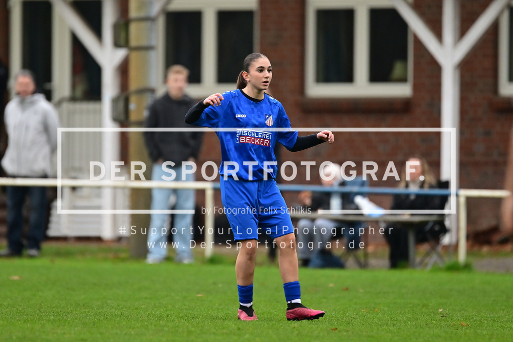 Fußball I Juniorinnen I Saison 2025-2026 I Niedersachsenpokal I Viertelfinale I JFV A-O-B-H-H - FC Rosengarten I 32484 | Der Sportfotograf. - Realized with Pictrs.com