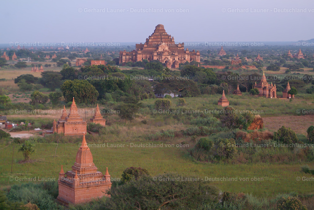 MYM0024 | Online-Shop für Luftbilder aus Deutschland. Seit über 45 Jahren baut Gerhard Launer das Luftbildarchiv mit unterschiedlichsten Themen stetig weiter aus.