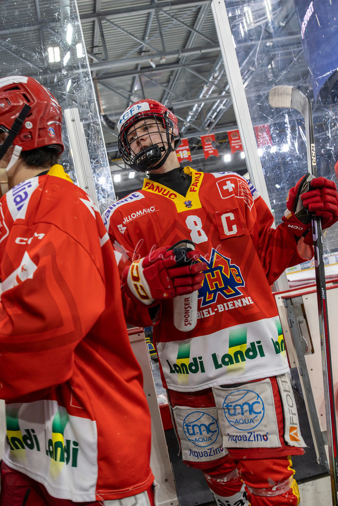 U18_EHCB vs EHCK_wb20260308-5731 | Sportbilder, Sportfotograf, Hochzeits- und Eventfotografin, Flugshows, Portraits und Tiershooting, Aviation, Downhill, Nationalleague, Swissleague, International