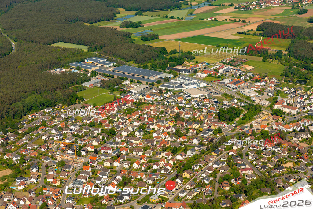 Das Luftbild zeigt : Zeckern Hemhofen - Die Luftaufnahme wurde 2024 vom UL-Flugzeug aus erstellt ( keine Drohne ) - Hochauflösende Luftaufnahme - Für grossformatige Ausdrucke geeignet. Die Geschenkidee !Mit Lizenz und Bildrechte bestellbar