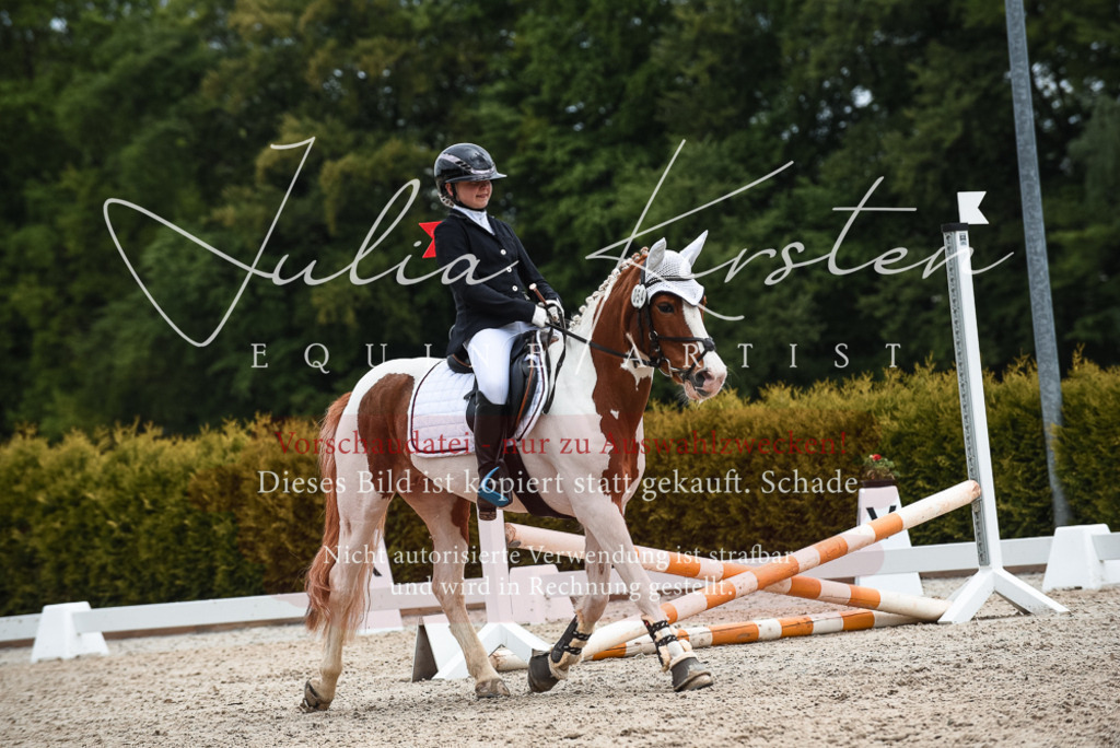 20230518_JK-Röhrsdorf-10-637 | Pferde- und Turnierfotografie in Westsachsen. Pferdeportraits, Auftragszeichnungen und intuitive Kunst.