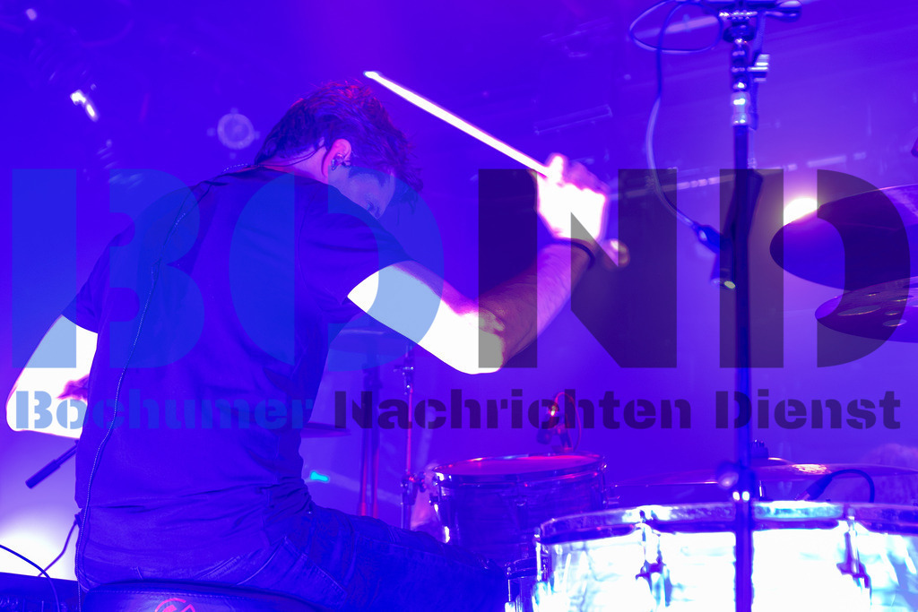 SES_NURDIO20250102-90 | bond - Realisiert mit Pictrs.com