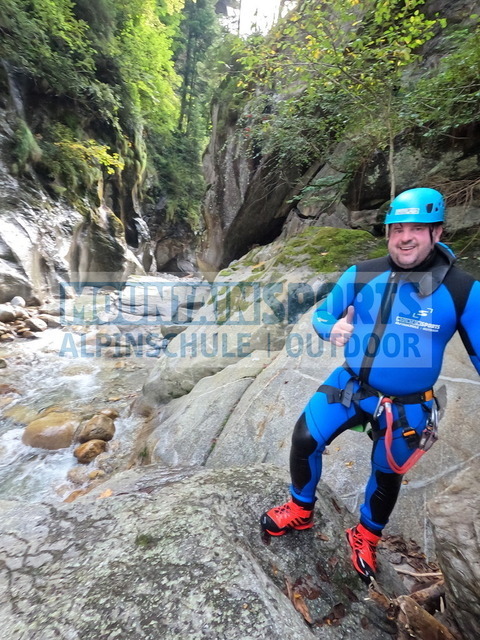 GOPR6653 | Bestelle die Bilder deines Berg- oder Wasser-Abenteuers mit Mountain Sports bequem von zu Hause aus direkt über unseren Online Fotoshop von pictrs.com. - Realisiert mit Pictrs.com
