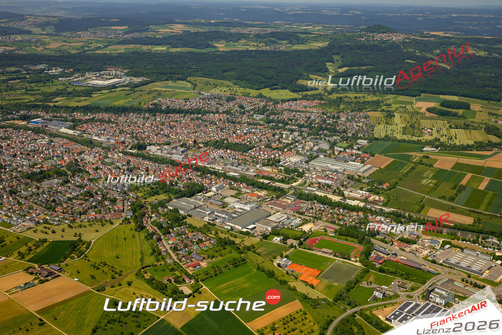 Das Luftbild zeigt  Eislingen - Die Luftaufnahme wurde 2023 vom UL-Flugzeug aus erstellt ( keine Drohne ) - Hochauflösende Luftaufnahme - Für grossformatige Ausdrucke geeignet. Die Geschenkidee !Mit Lizenz und Bildrechte bestellbar
