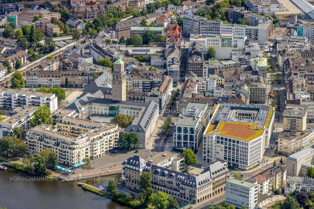 Muelheim220802368 | Luftbild, Rathaus und Rathausturm, City mit Schloßstraße, Altstadt I, Mülheim an der Ruhr, Ruhrgebiet, Nordrhein-Westfalen, Deutschland