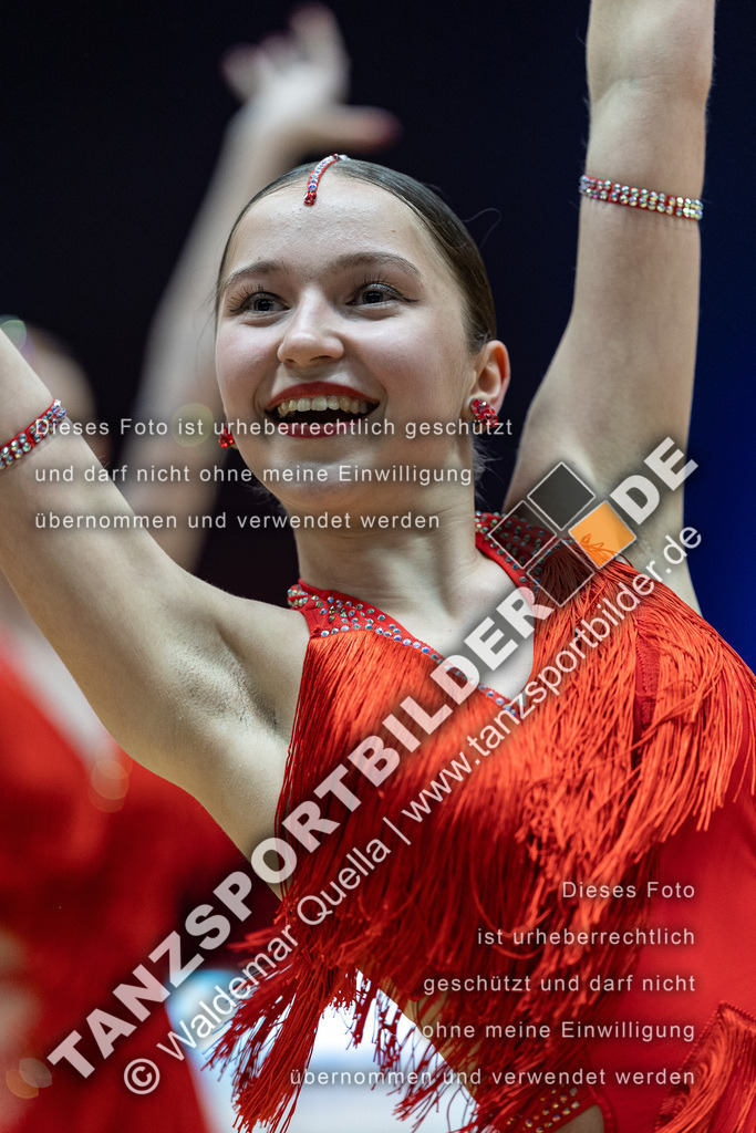 20240113-00930 | Hier finden Sie Tanz Bilder vom Latein und Standard Formationen tanzen. Sportbilder vom Tanzsport. Schöne Fotos und von Weltmeisterschaft, Europameisterschaft, Bundesliga, Regionalliga, Oberliga und Landesliga sowie von GOC Stuttgart, DanceComp, WM Bremen