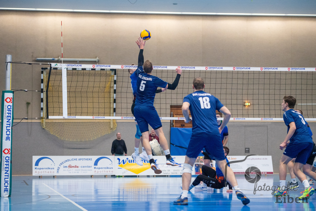 VSG Ammerland-VSG Lüneburg 2 | Volleyball Regionalliga; VSG Ammerland-VSG Lüneburg 2 am 04.02.2024; in Westerstede (Sporthalle Norderstraße), Photo: Philip Eiben 2024 - Realisiert mit Pictrs.com