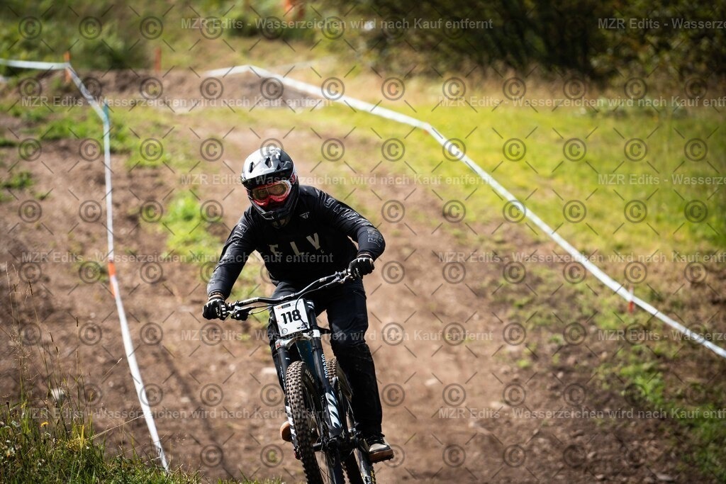 x-069 | mzredits - Realisiert mit Pictrs.com