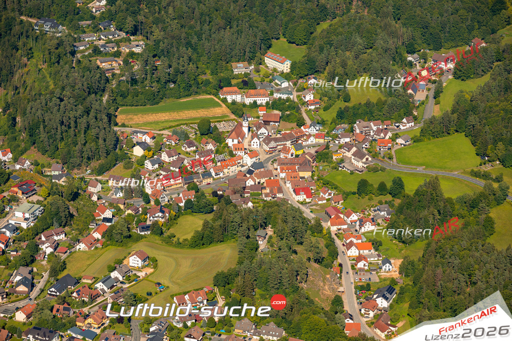 Das Luftbild zeigt :  Obertrubach - Die Luftaufnahme wurde 2024 vom UL-Flugzeug aus erstellt ( keine Drohne ) - Hochauflösende Luftaufnahme - Für grossformatige Ausdrucke geeignet. Die Geschenkidee !Mit Lizenz und Bildrechte bestellbar