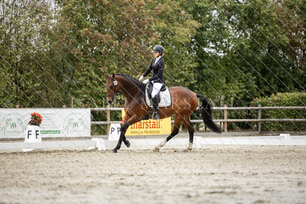 DK5A5640 | Isabel Marstall Fotografie - Realisiert mit Pictrs.com