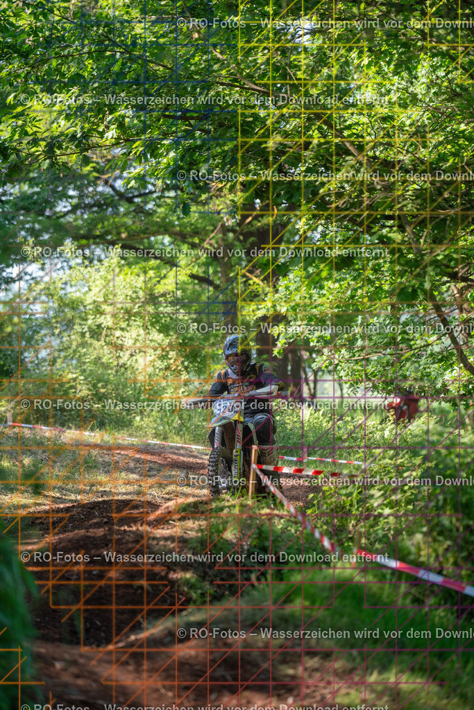 Wolfshausen 3 Lauf -1588 | Sportfotografie von RO-Fotos: Motorsport, Motocross, Enduro, Laufveranstaltungen und Triathlon. Professionelle Fotos von Sportlern und Events. - Realisiert mit Pictrs.com