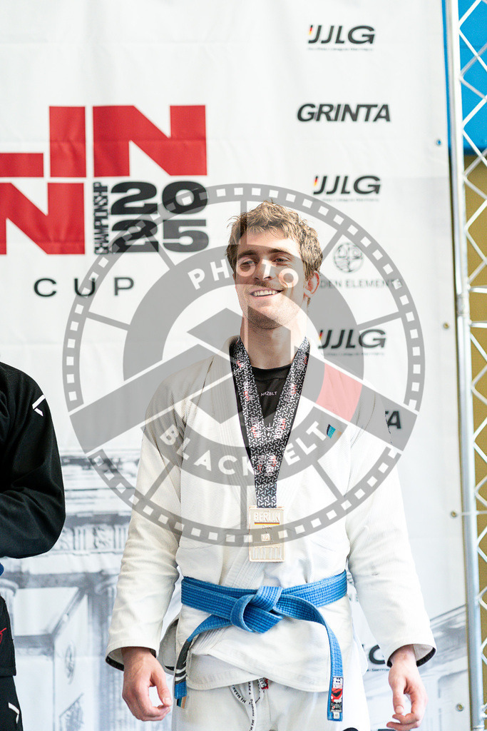 20250510PBB1167 | Athletes compete during the JJLG Berlin Open Jiu-Jitsu Championship on May 10, 2025 in Berlin, Germany. © Chiara Dazi / photoblackbelt