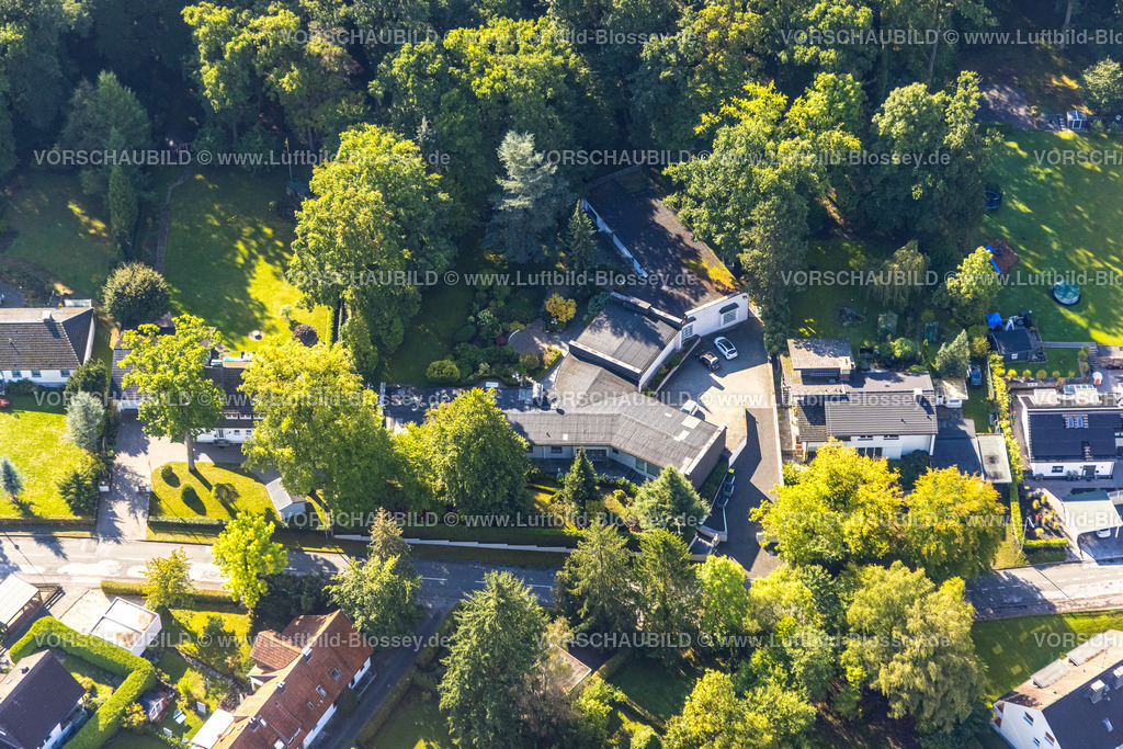 Menden220901494 | Luftbild, Spatzenresidenz, Intensiv- und Beatmungs-WG  Lendringsen, Menden, Ruhrgebiet, Nordrhein-Westfalen, Deutschland