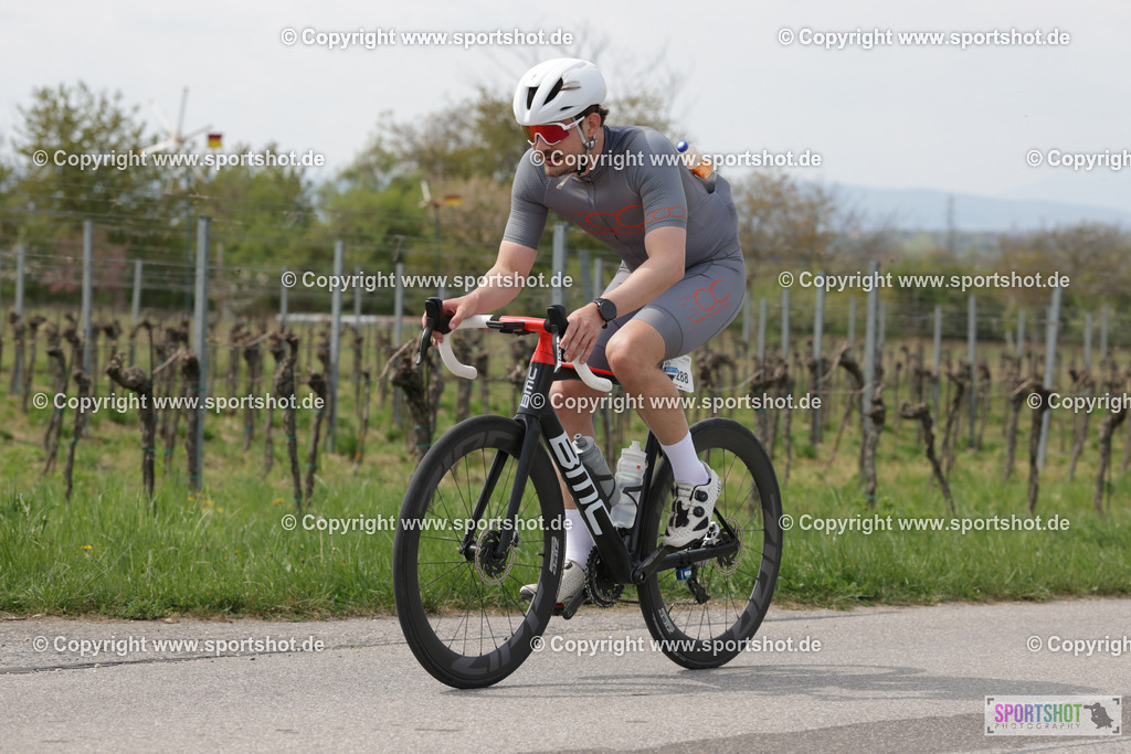 368A4990 | Neusiedlersee Radmarathon 2026@sportshot_your_pictrs #yourpictures#roadtowm2029 #nrm #neusiedlerseeradmarathon #neusiedlersee #neusiedlerseetourismus #burgenland #mörbisch #nrm26 #burgenlandtourismus #voglundco #poweredbyburgenlandtourismus #radsport #rad #marathon #ucigranfondo #visitburgenland #ucigranfondoworldseries