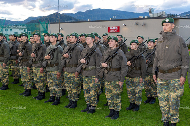 Angelobung in Feldkirchen | Bildershop von pixelworld.at - Realisiert mit Pictrs.com
