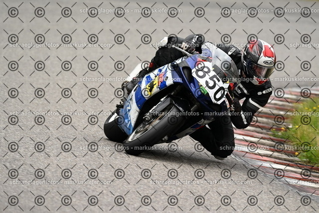 25bt02-1149 | markuskiefer.com - Realisiert mit Pictrs.com