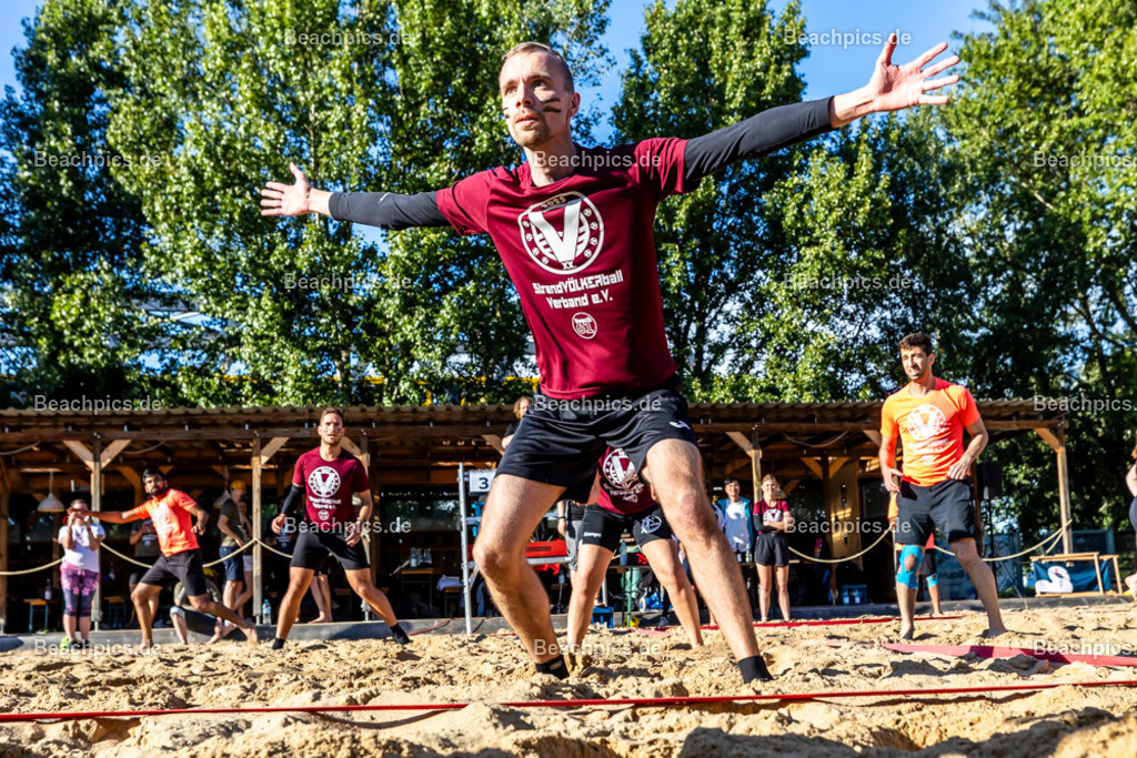 2025-200082256-Strandvölkerball-WM_1 |  23.08.2025; Berlin Foto: Gerold Rebsch - www.beachpics.de
