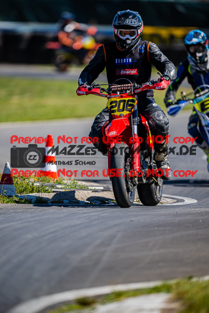 MaZZes_FotoMatrix_220702_3328 | S1