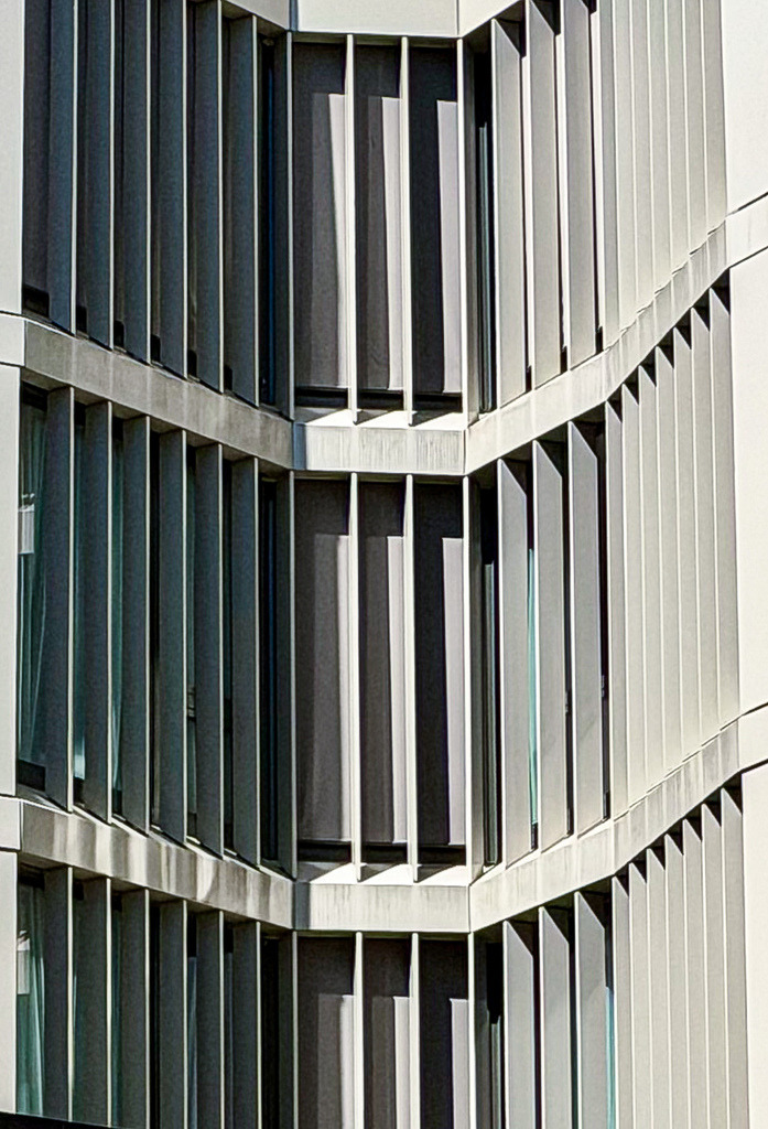 Architectural Flow | Exklusive Fotokunst & Moderne Wandbilder für dein Zuhause - Realisiert mit Pictrs.com