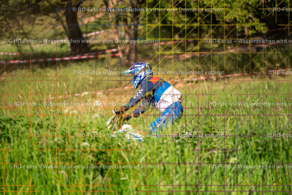 Wolfshausen 3 Lauf -1617 | Sportfotografie von RO-Fotos: Motorsport, Motocross, Enduro, Laufveranstaltungen und Triathlon. Professionelle Fotos von Sportlern und Events. - Realisiert mit Pictrs.com