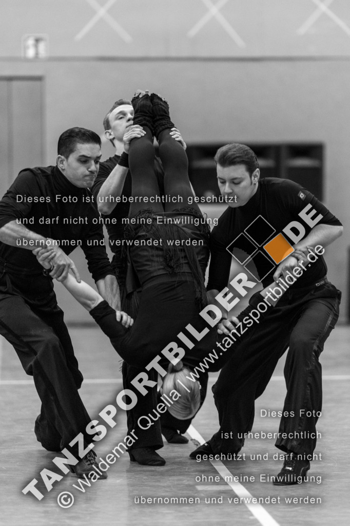 20231020-00628 | Hier finden Sie Tanz Bilder vom Latein und Standard Formationen tanzen. Sportbilder vom Tanzsport. Schöne Fotos und von Weltmeisterschaft, Europameisterschaft, Bundesliga, Regionalliga, Oberliga und Landesliga sowie von GOC Stuttgart, DanceComp, WM Bremen
