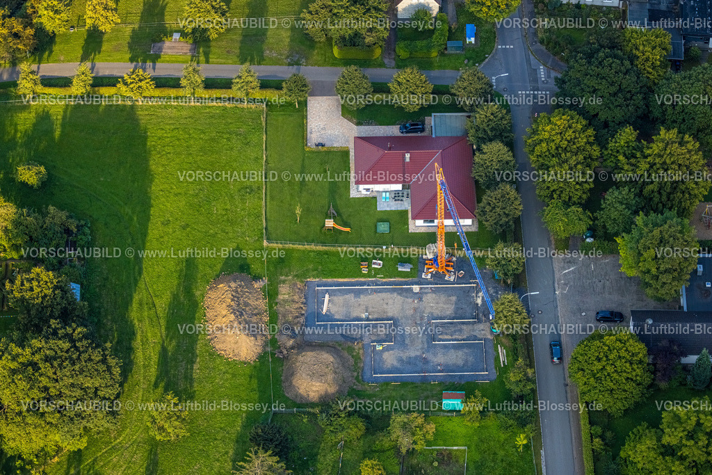 Werl230807258 | Luftbild, Baustelle an der Michaelstraße, Budberg, Werl, Werl-Unnaer Börde, Nordrhein-Westfalen, Deutschland