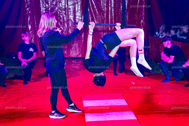 Zirkusvorstellung der MS Feldkirchen Digital | Bildershop von pixelworld.at - Realisiert mit Pictrs.com