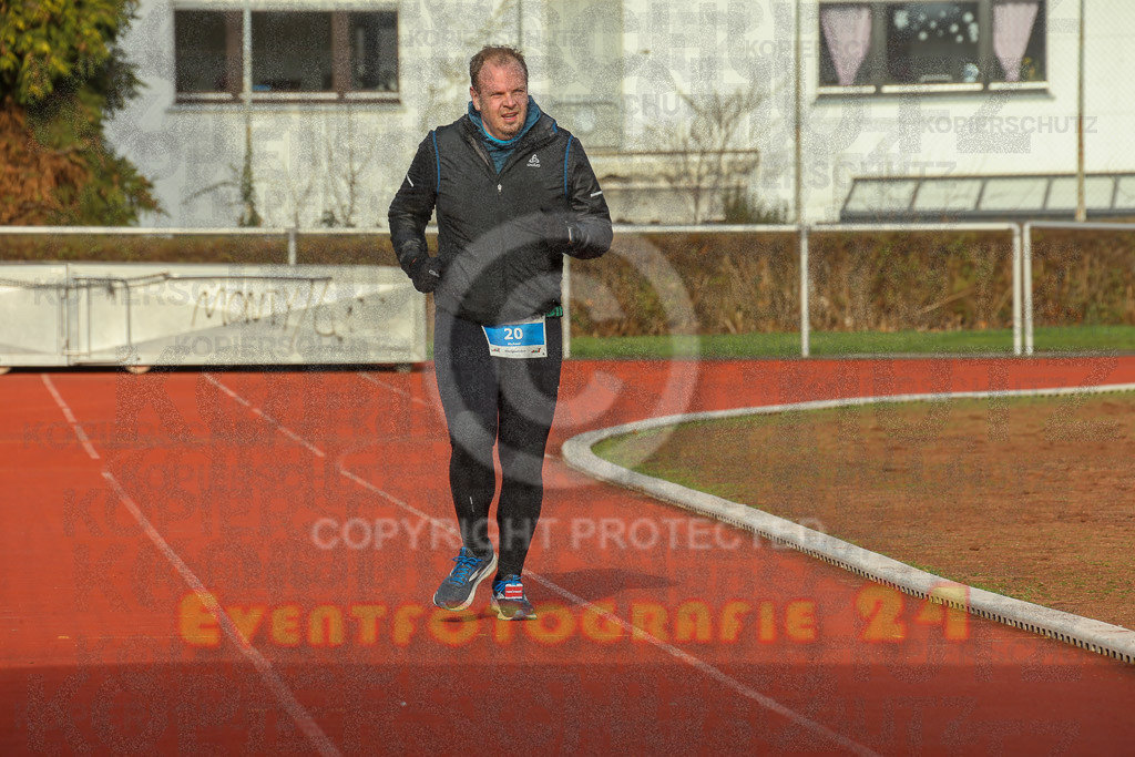230129_1135_EX1_5170 | Sportfotografie im Rhein-Sieg Kreis, Köln, Bonn, NRW, Rheinland Pfalz, Hessen, etc. Unser Tätigkeitsfeld umfasst den Laufsport vom Volkslauf über den Marathon, Duathlon, Triathon bis zum Ultralauf wie Kölnpfad Ultra oder Schindertrail.