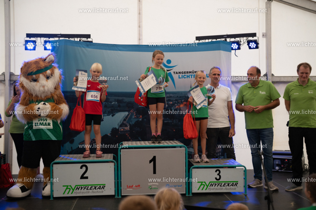 FSC08303 | Lichterlauf  - Realisiert mit Pictrs.com