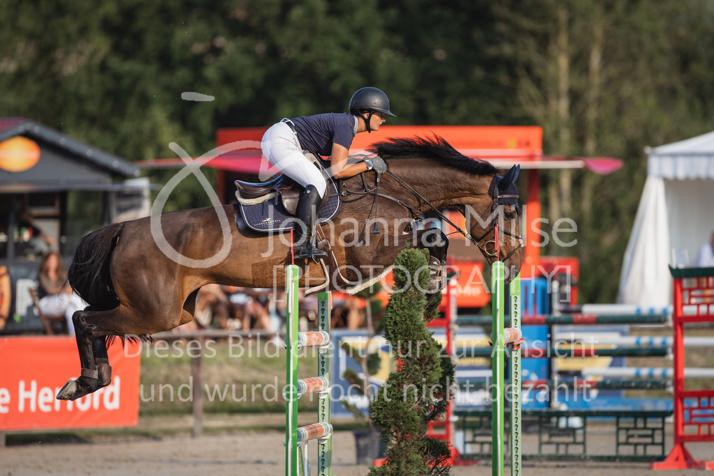 230624_PfSpTa_GroßerPreis-271 | Deine schönsten Turniermomente als professionelle Fotos! Entdecke hochwertige Pferdesport-Fotografie im Online-Shop. Jetzt Fotos finden & bestellen!