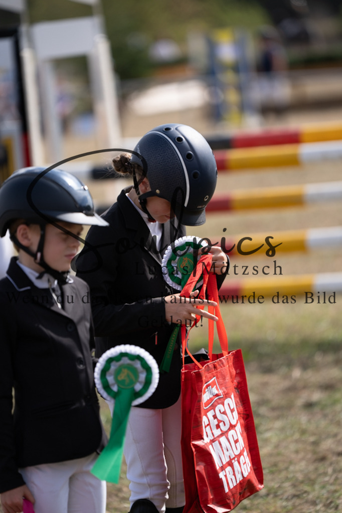 A7V09037 | Turnier/Reitfotograf