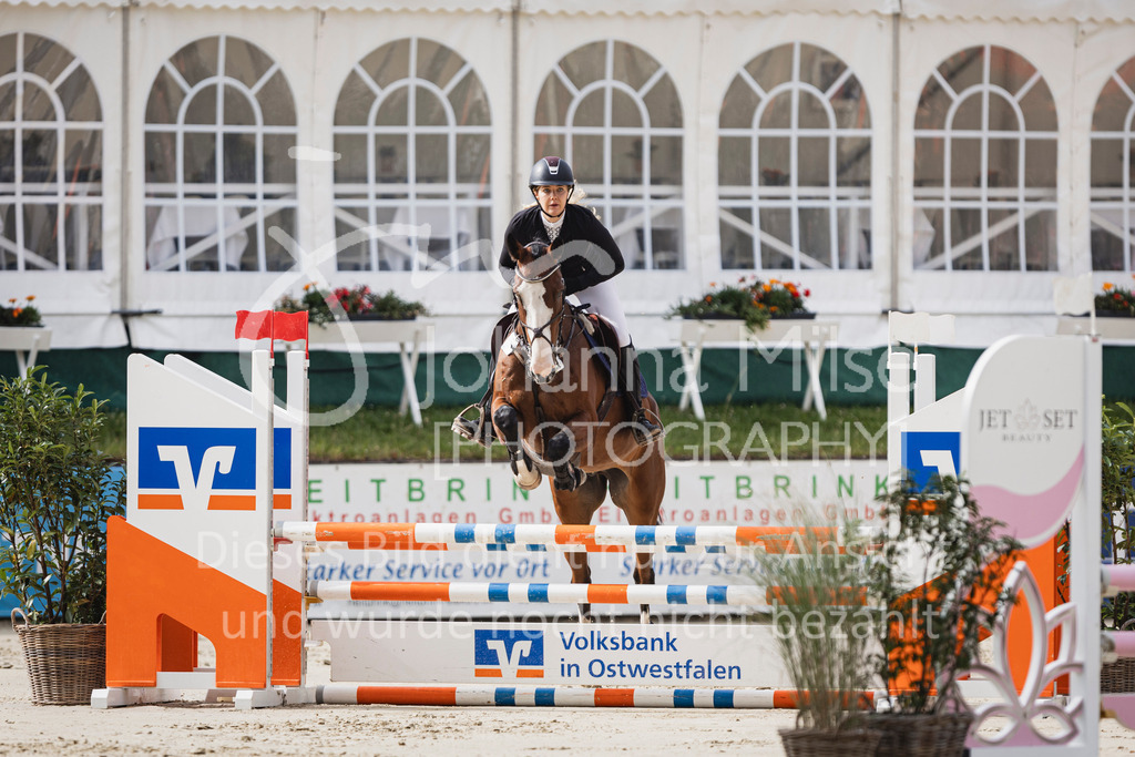 250710_BHO_Stil-A1-1-124 | Deine schönsten Turniermomente als professionelle Fotos! Entdecke hochwertige Pferdesport-Fotografie im Online-Shop. Jetzt Fotos finden & bestellen!