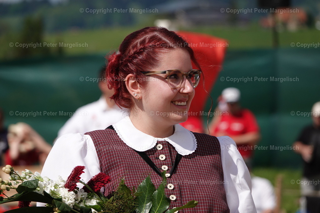 DSC01014 | Schwingen - Realisiert mit Pictrs.com